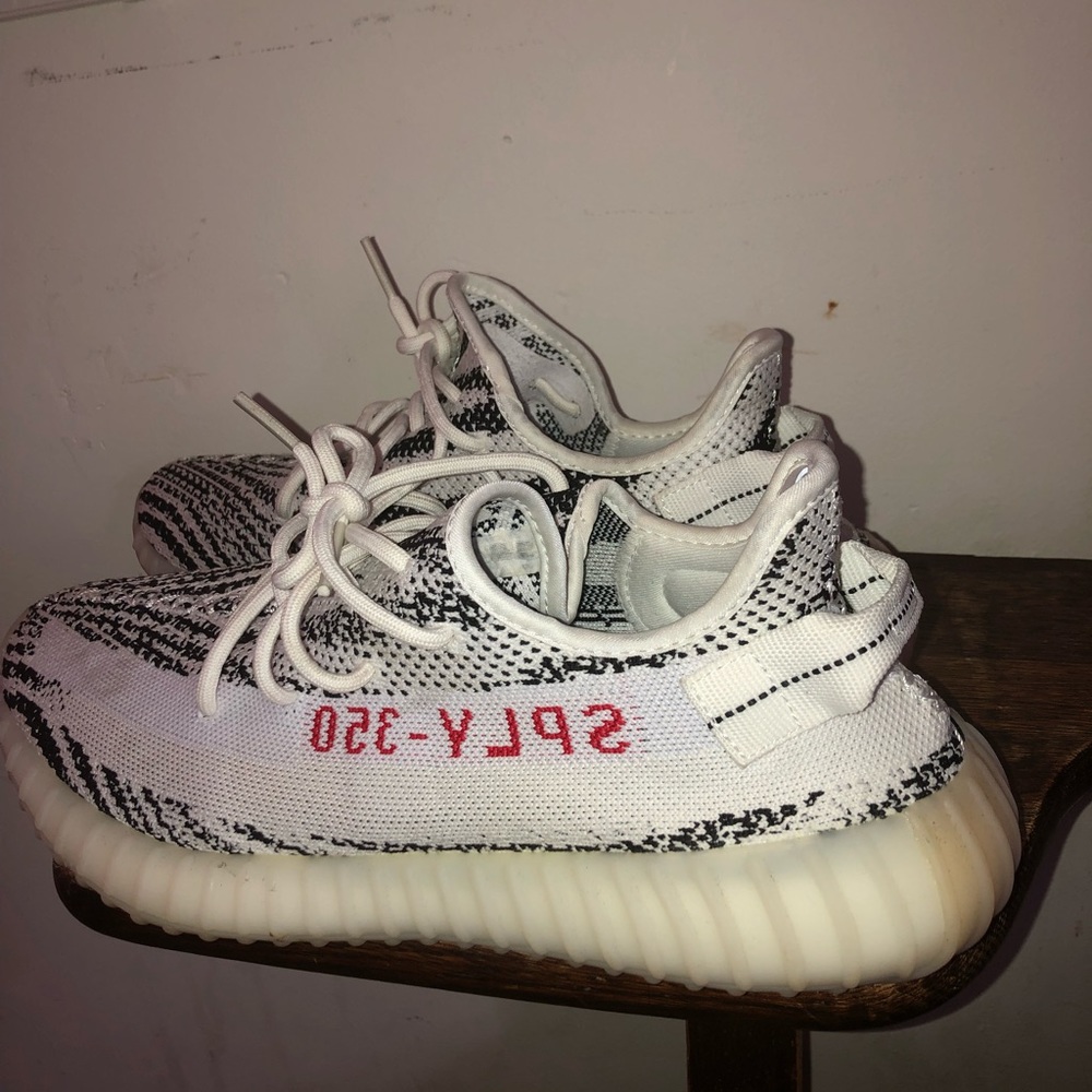 Yeezy 350 zebras
